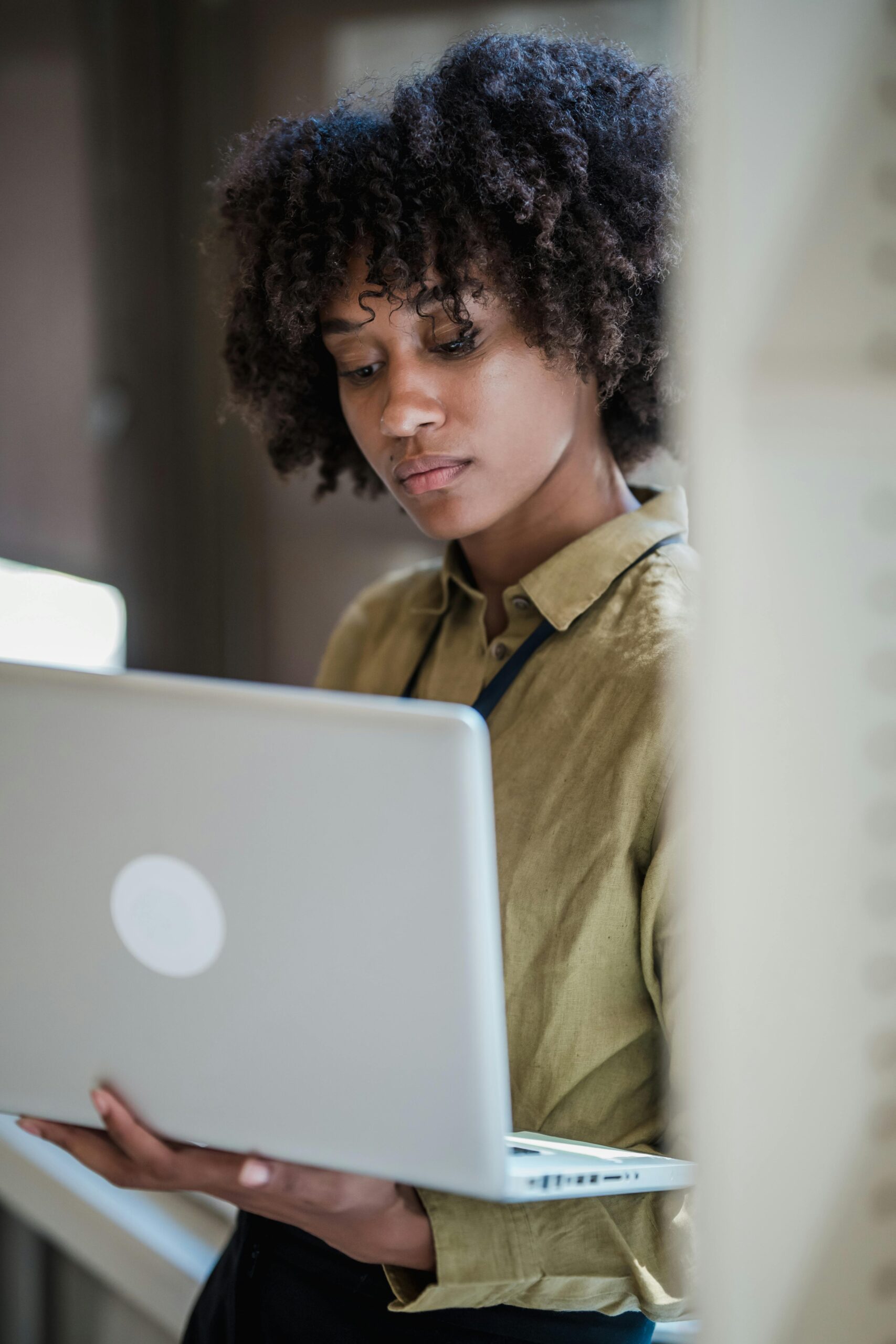 Zichtbaar online zonder uitstel of perfectionisme: herken je overlevingsstrategieën